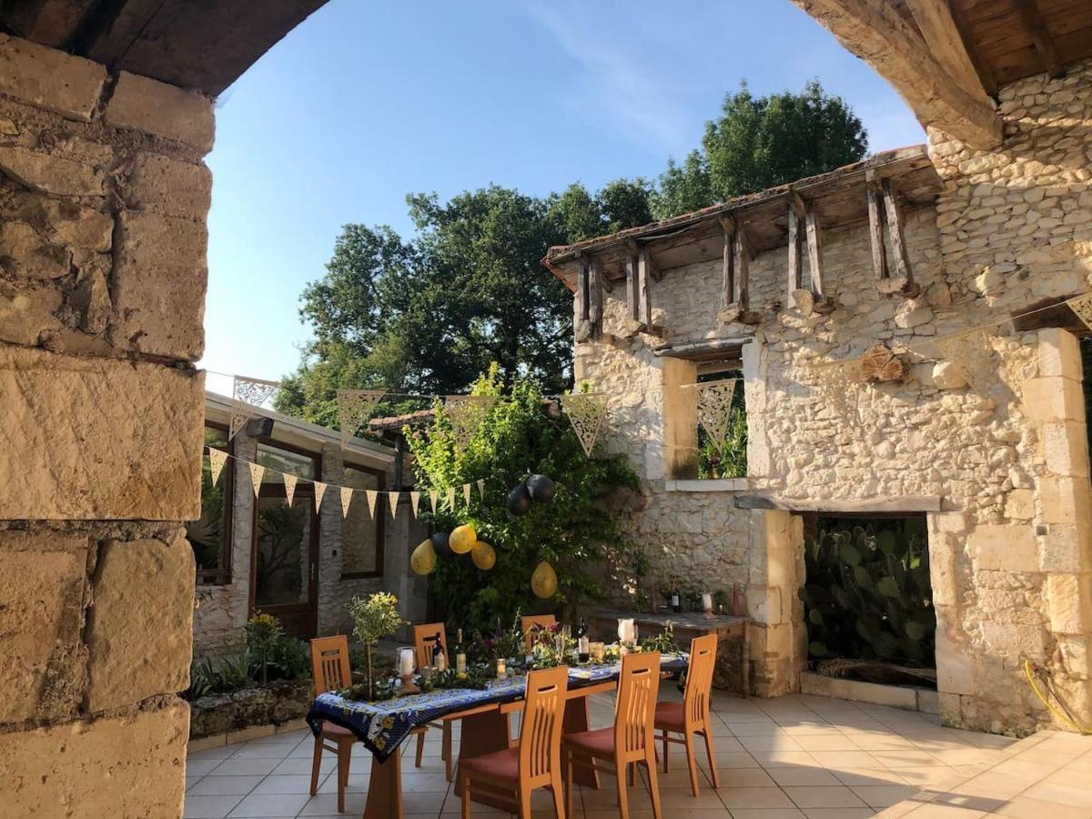 Country Villa For 19 Pool Cinema Football Pitch Verteillac Екстериор снимка