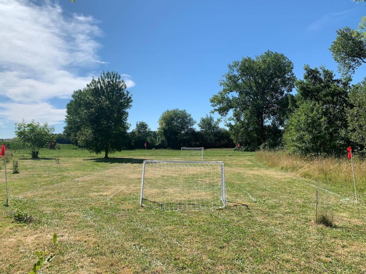 Country Villa For 19 Pool Cinema Football Pitch Verteillac Екстериор снимка