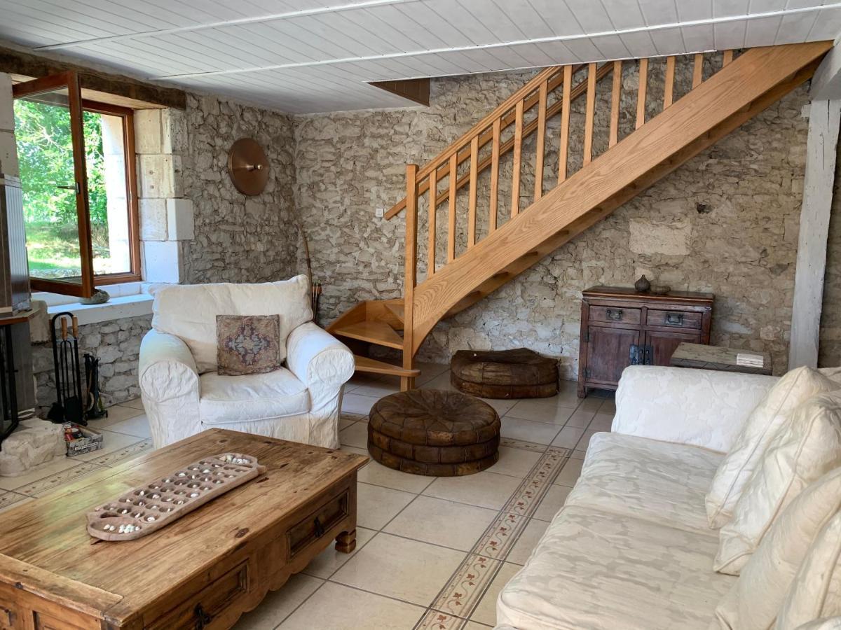 Country Villa For 19 Pool Cinema Football Pitch Verteillac Екстериор снимка
