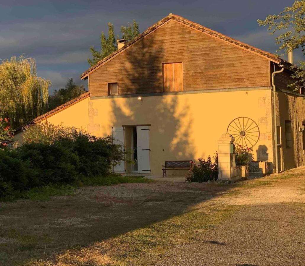 Country Villa For 19 Pool Cinema Football Pitch Verteillac Екстериор снимка