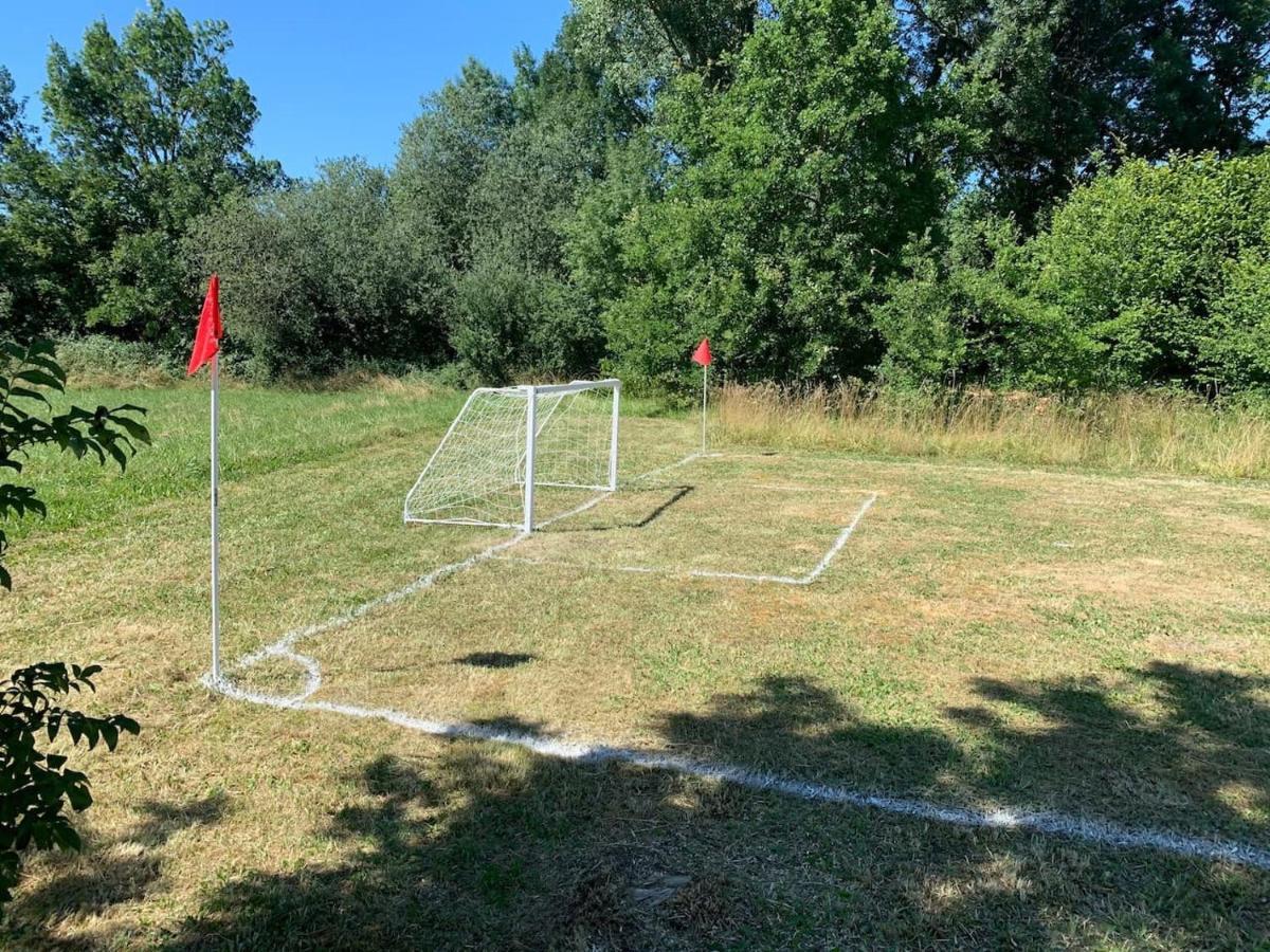 Country Villa For 19 Pool Cinema Football Pitch Verteillac Екстериор снимка